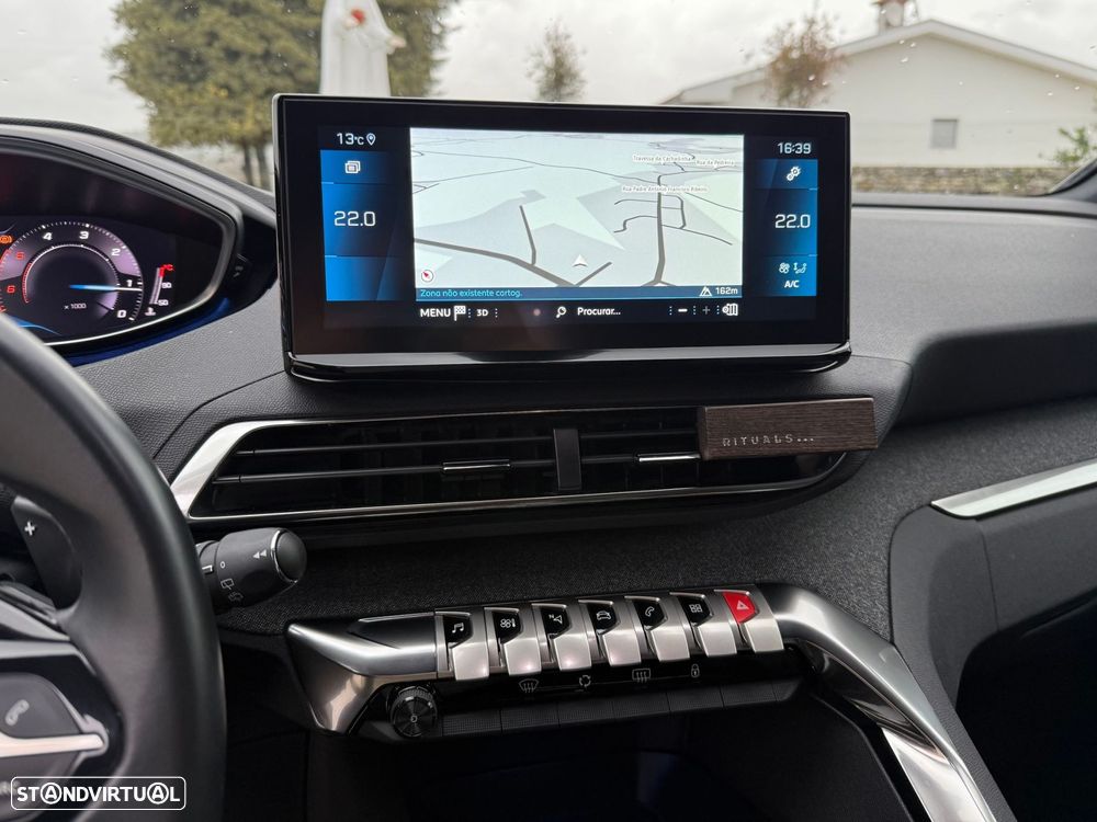 Peugeot 5008 1.5 BlueHDi Allure EAT8 - 16