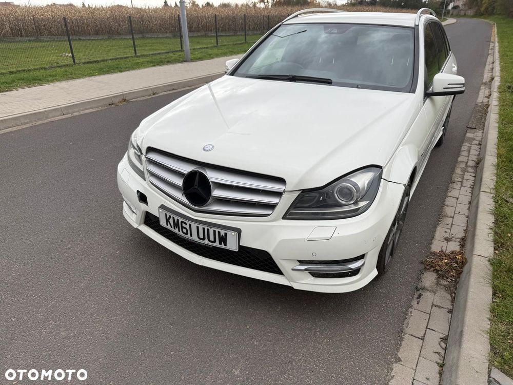 Mercedes-Benz Klasa C 350 T CDI DPF (BlueEFFICIENCY) 7G-TRONIC Avantgarde - 3