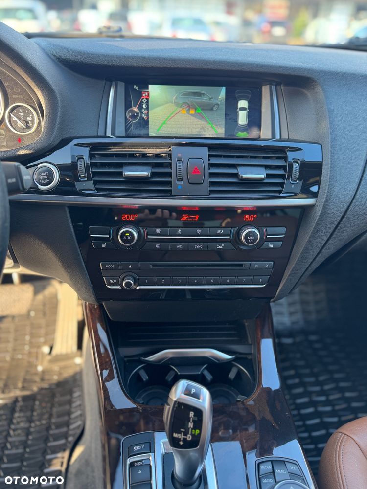 BMW X3 xDrive28i Sport-Aut Advantage - 16