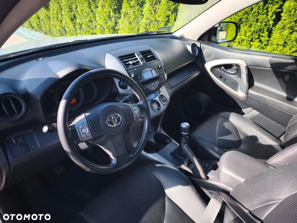 Toyota RAV4 2.2 D-CAT X Platinium NAVI - 7