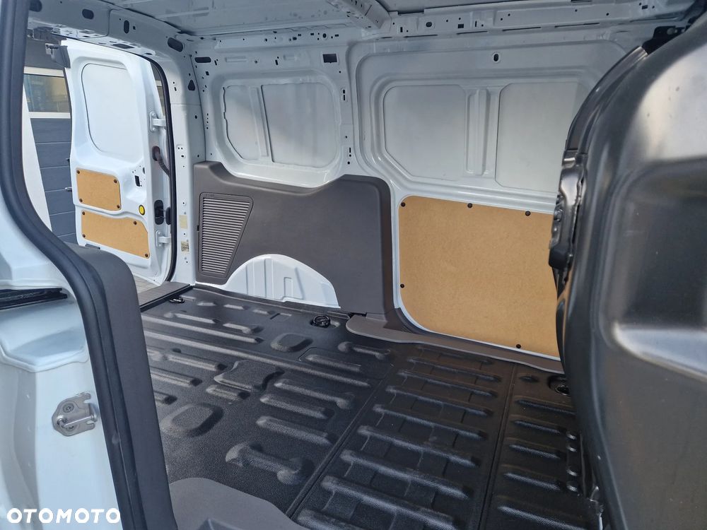 Ford TRANSIT CONNECT - 21