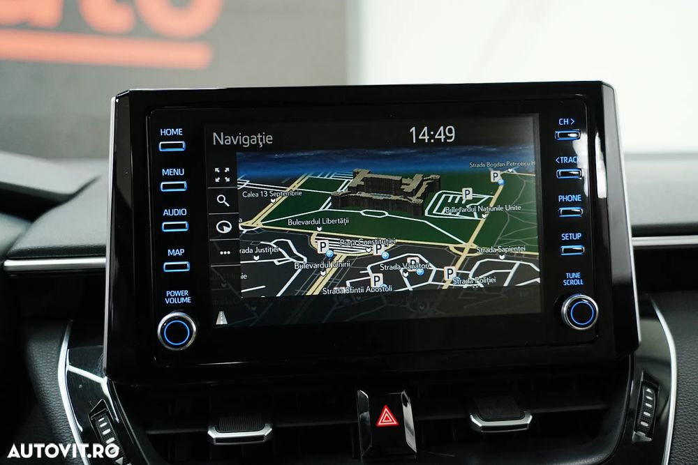 Toyota Corolla 1.8 HSD TS Exclusive - 29