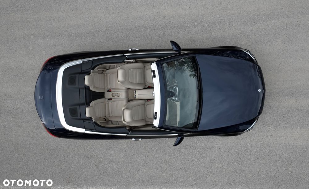 Mercedes-Benz Klasa C 300 9G-TRONIC - 2