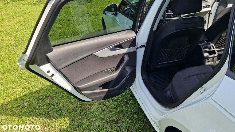 Audi A4 Avant 2.0 TDI - 17
