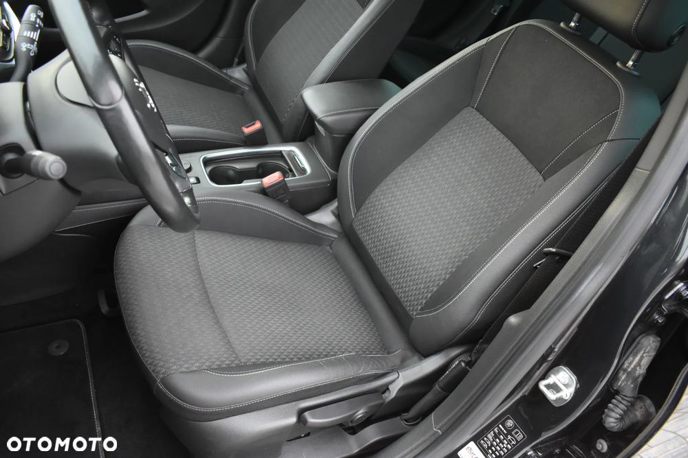 Opel Astra 1.4 Turbo Business - 6