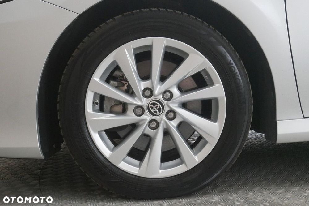 Toyota Camry 2.5 Hybrid Comfort CVT - 14