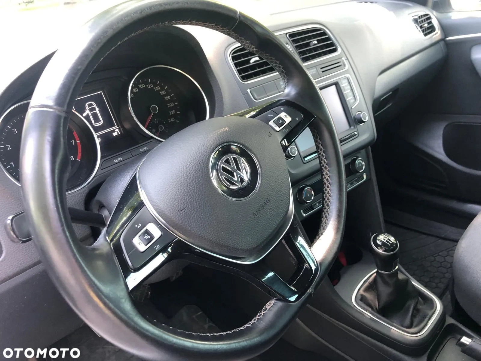 Volkswagen Polo - 6