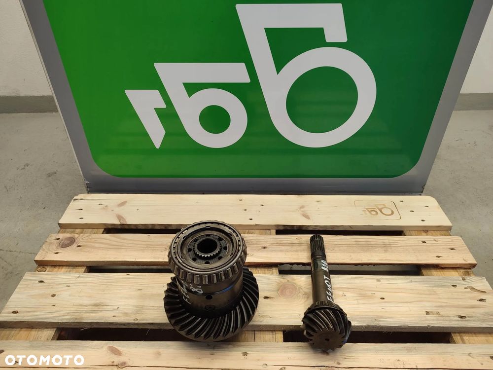 Mechanizm różnicowy Fendt 820 (15x34)(7450400403) - 1