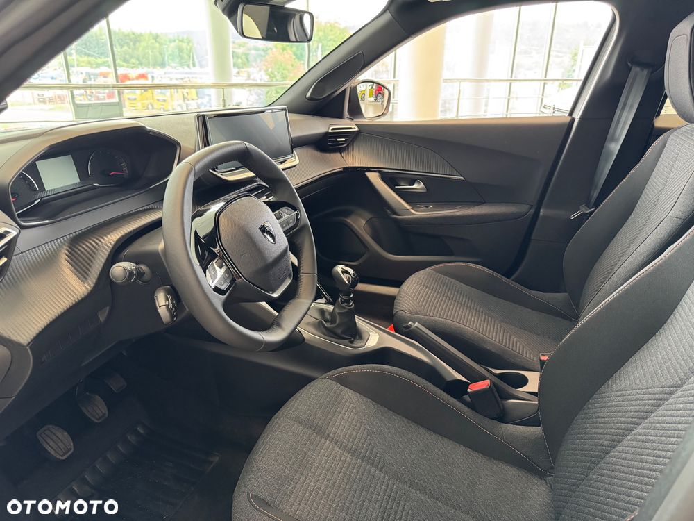 Peugeot 2008 - 11