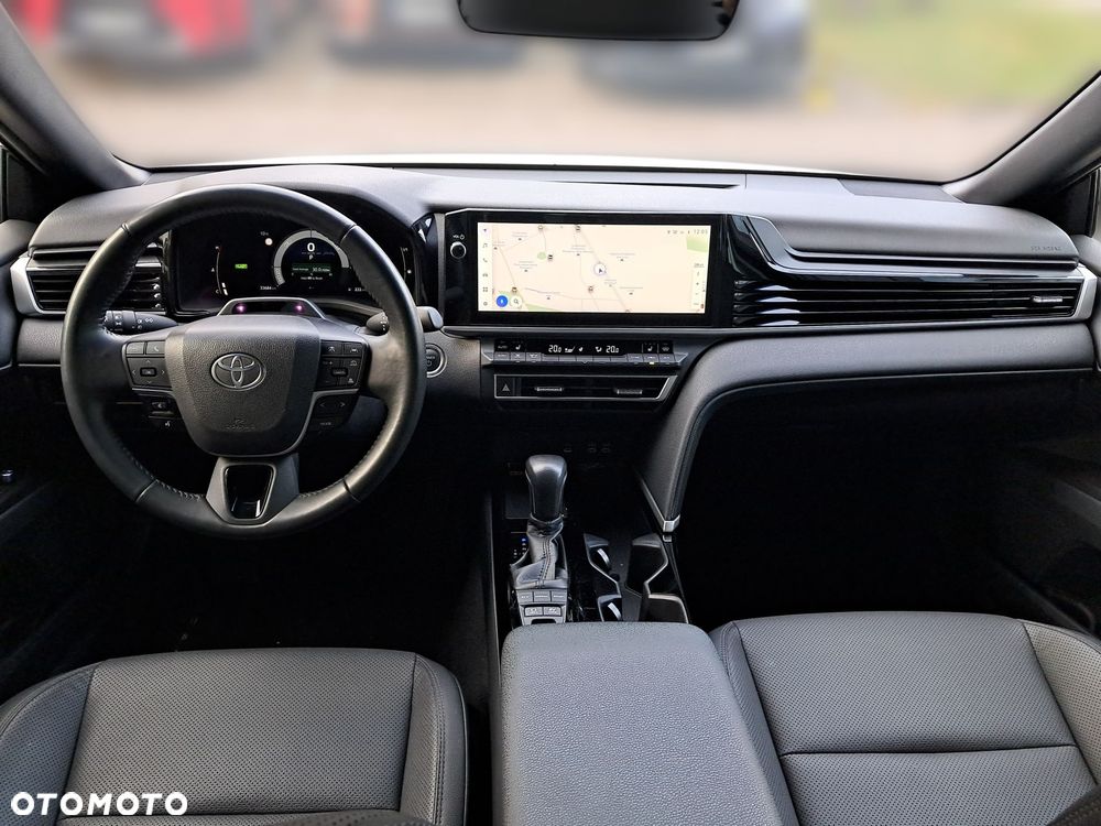 Toyota Camry - 7
