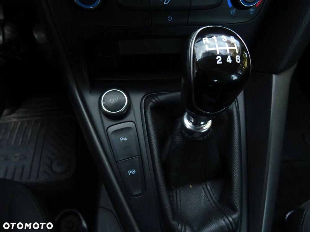 Ford Focus - 28