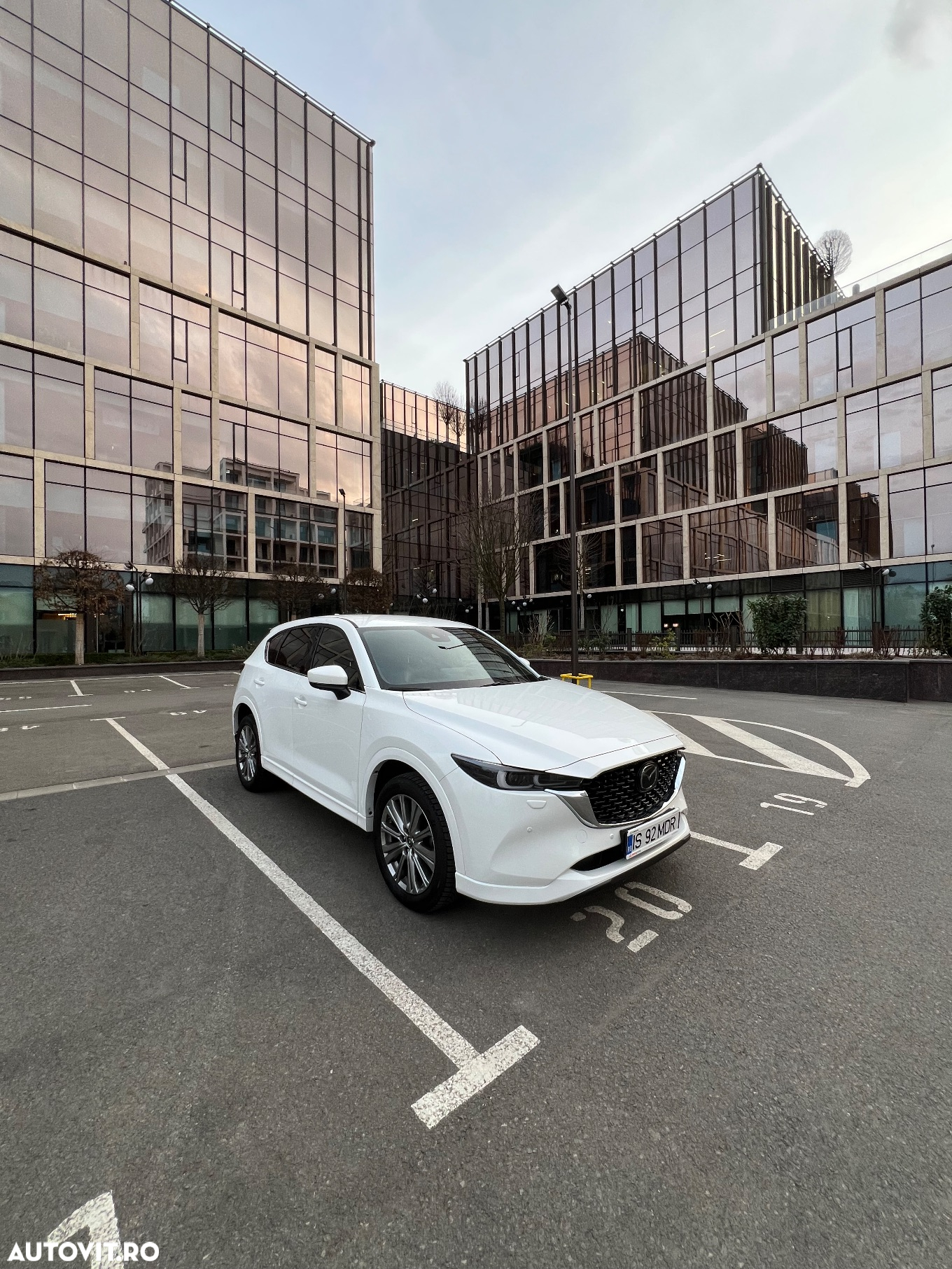 Mazda CX-5 G194 AWD AT Takumi Plus - 4