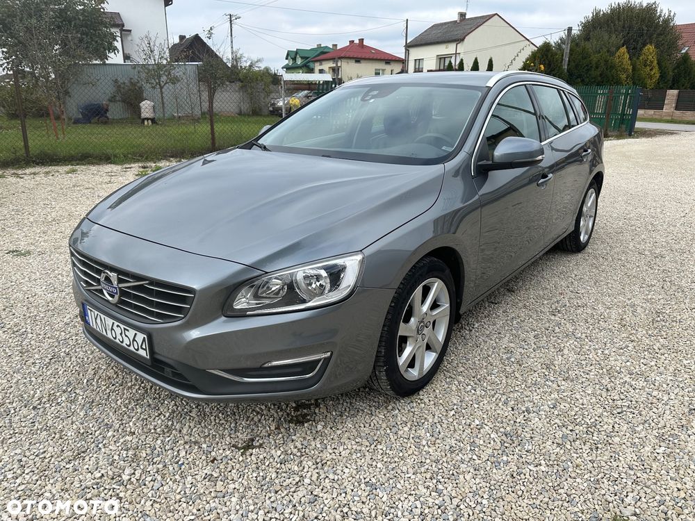 Volvo V60 D3 Drive-E Summum - 1