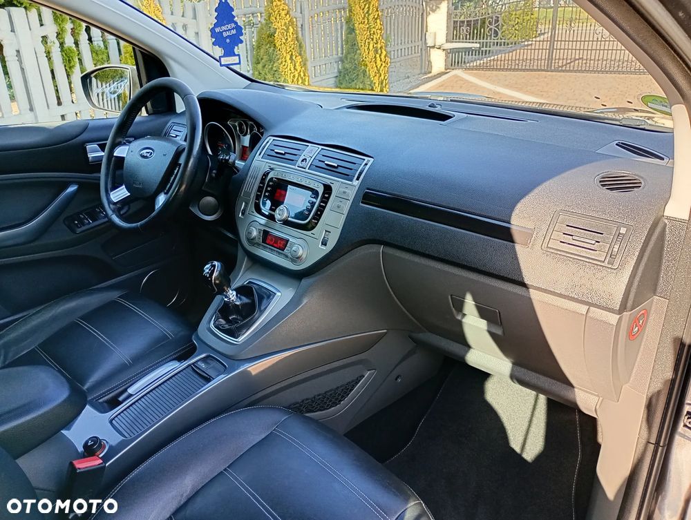 Ford Kuga 2.0 TDCi 4x4 Trend - 21