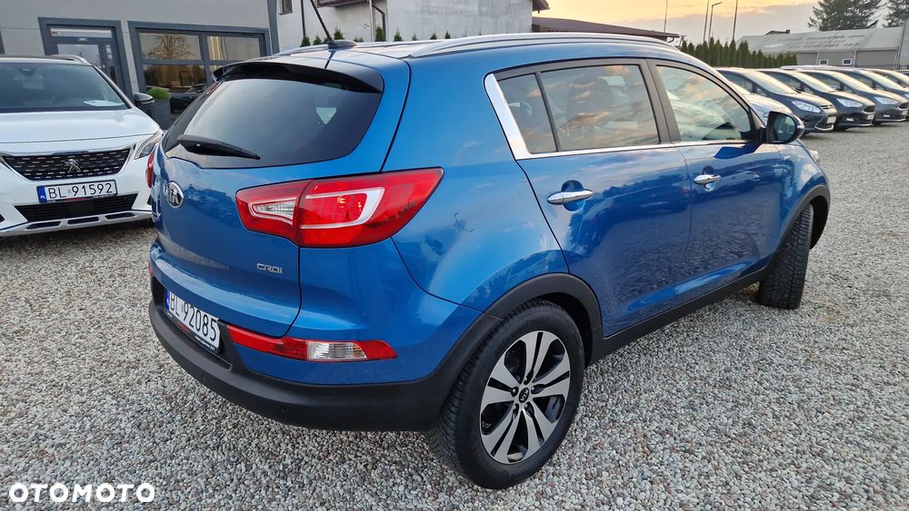 Kia Sportage 2.0 CRDI 4WD Automatik Spirit - 27