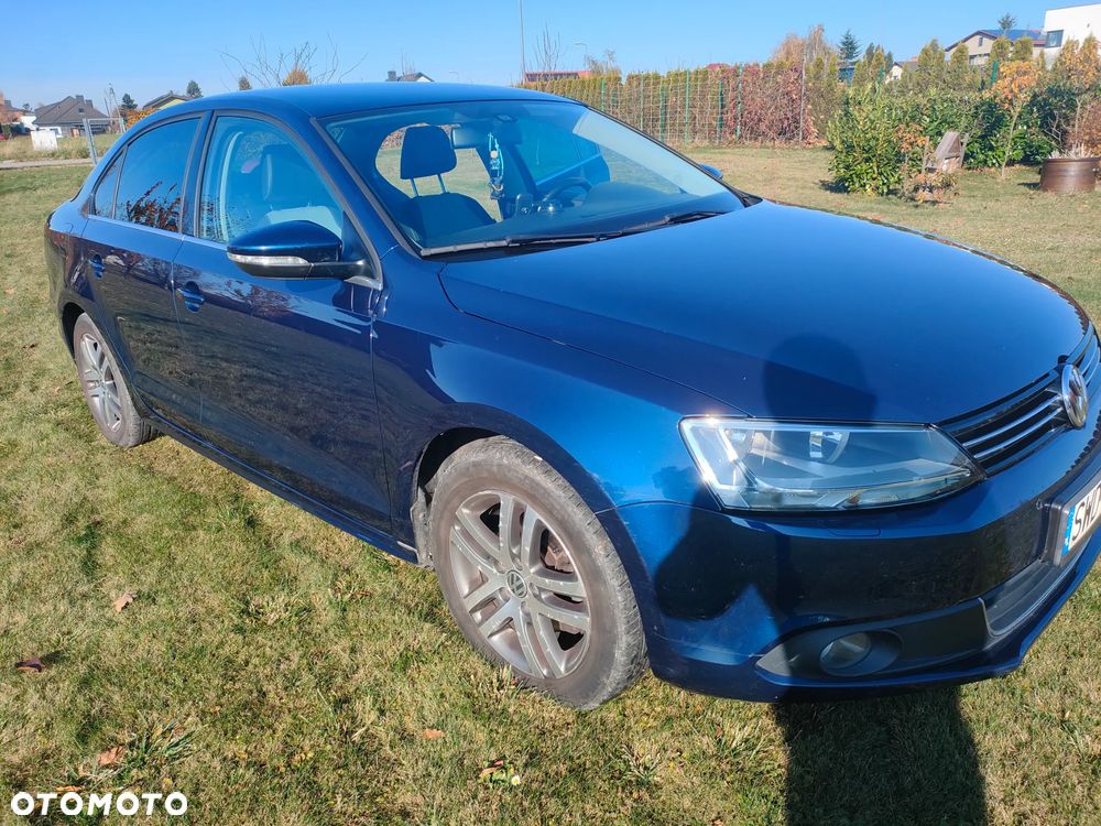 Volkswagen Jetta 1.4 TSI Highline - 2