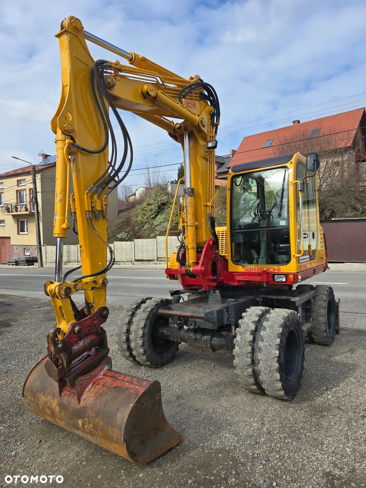 Takeuchi TB 175W Powertilt - 2