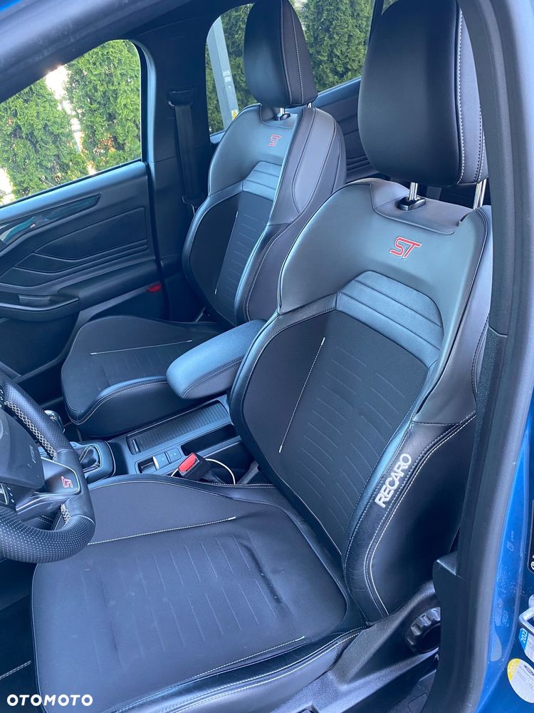 Ford Focus 2.0 EcoBlue ST - 25