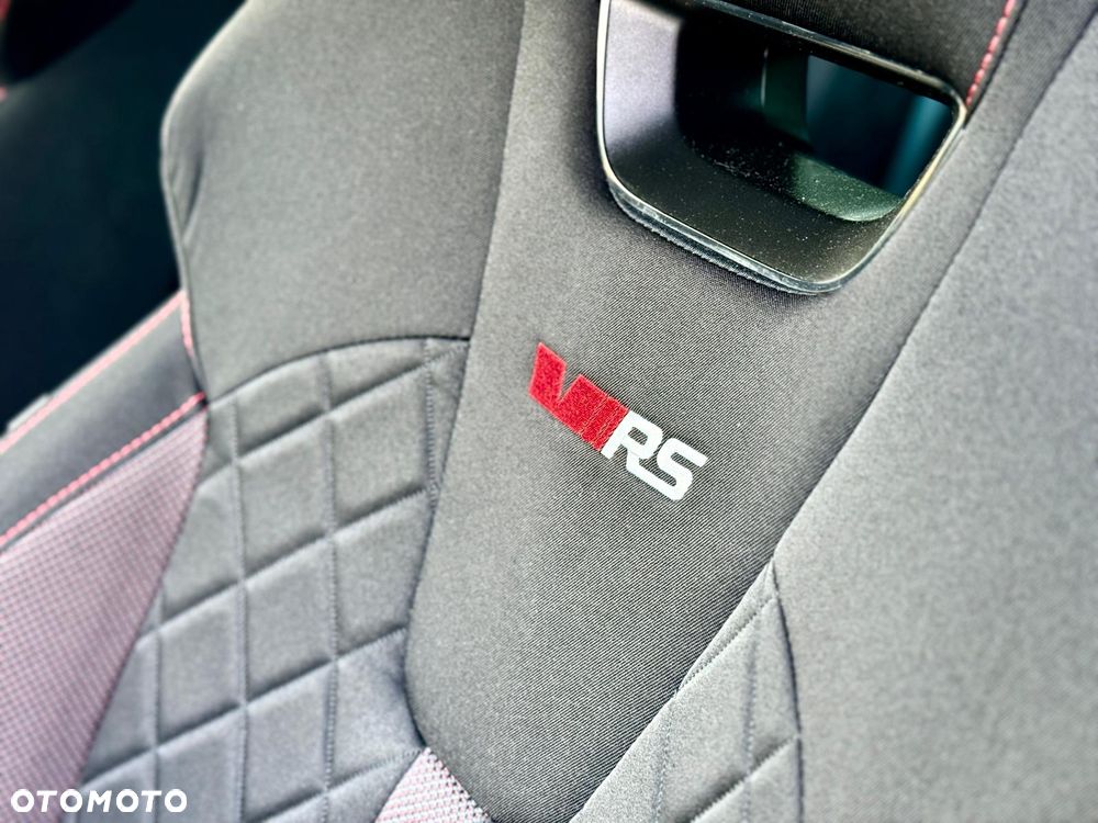 Skoda Octavia 2.0 TDI DSG 4x4 RS Plus - 17