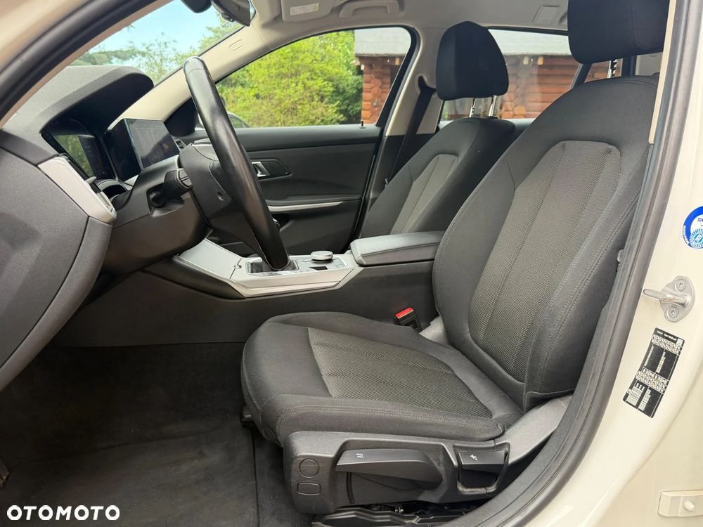 BMW Seria 3 - 14