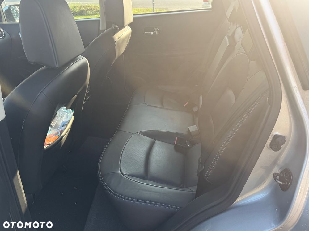 Nissan Qashqai 2.0 dCi 4 x 4 DPF acenta - 8