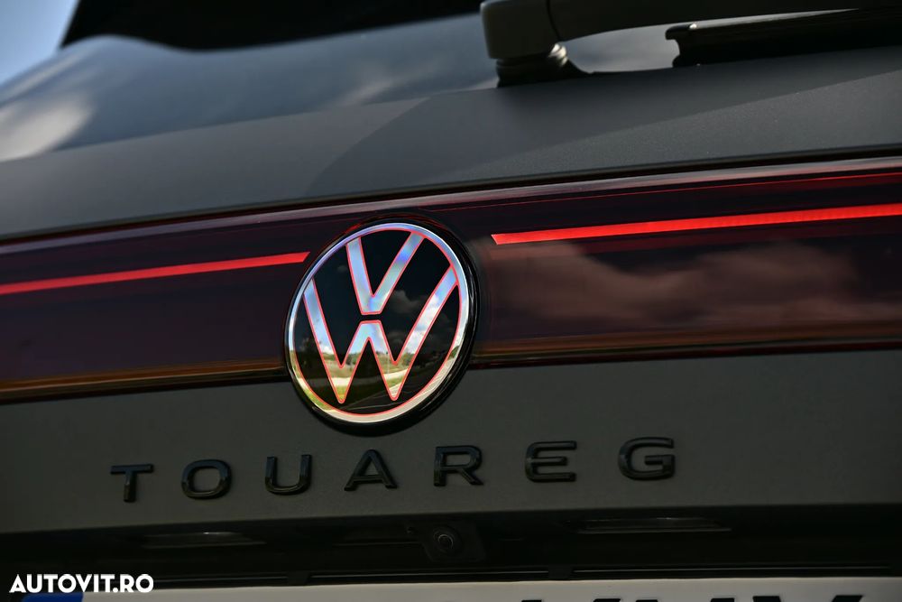 Volkswagen Touareg - 19