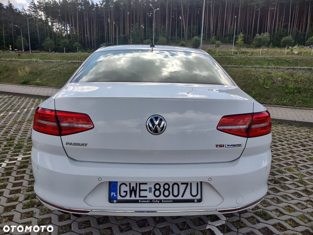 Volkswagen Passat 1.8 TSI BMT Highline DSG - 4