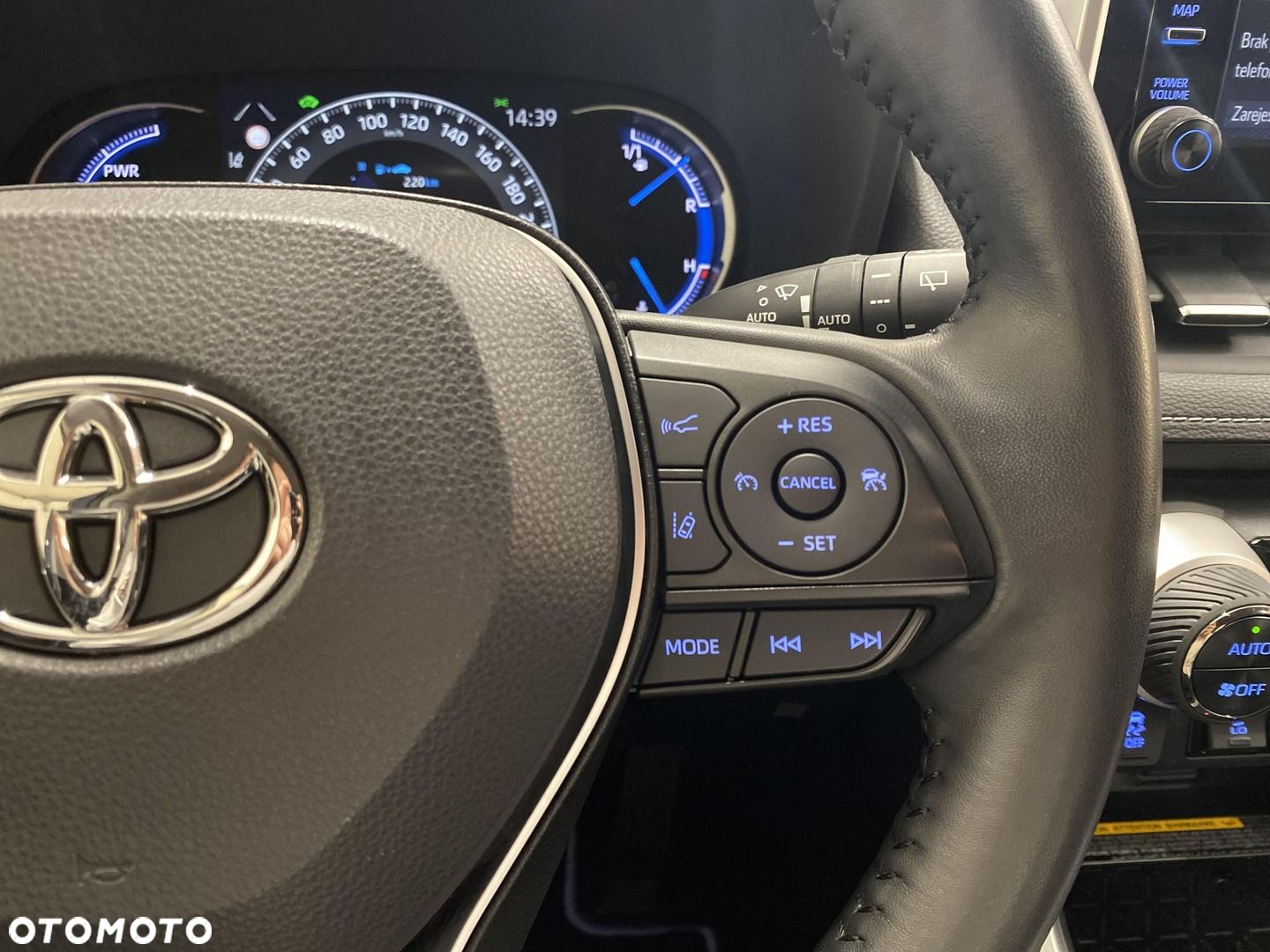 Toyota RAV4 - 14