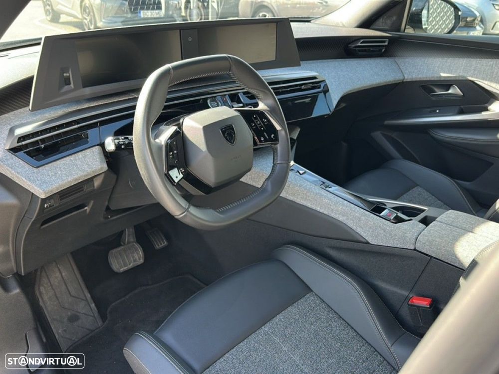 Peugeot 3008 1.2 Hybrid Allure e-DCS6 - 8