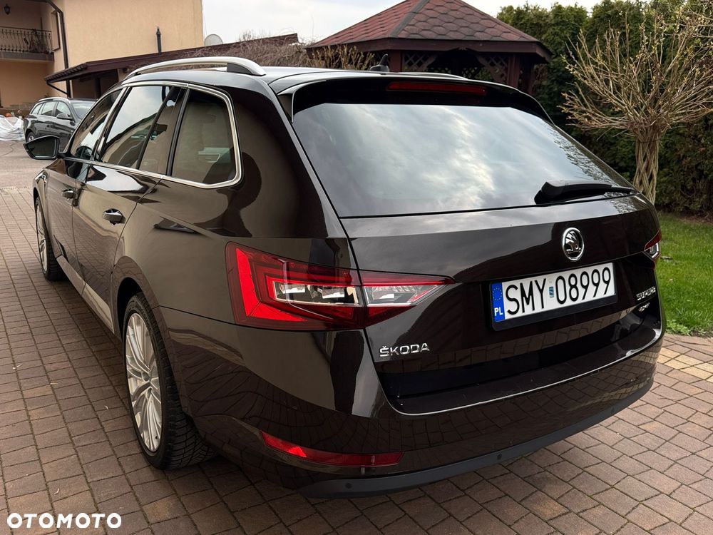 Skoda Superb 2.0 TDI 4x4 DSG L&K - 7