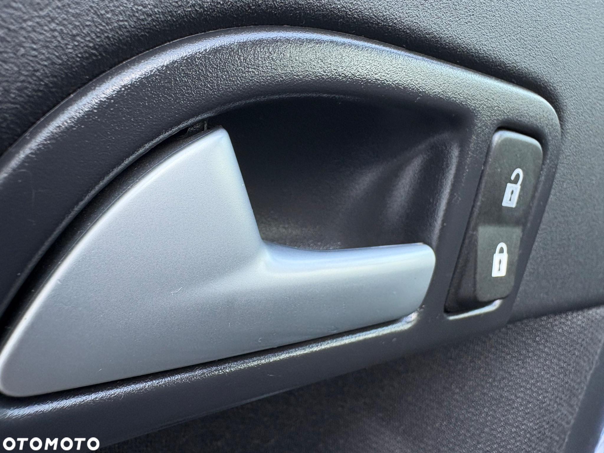 Volvo C30 1.6D DRIVe Momentum - 23