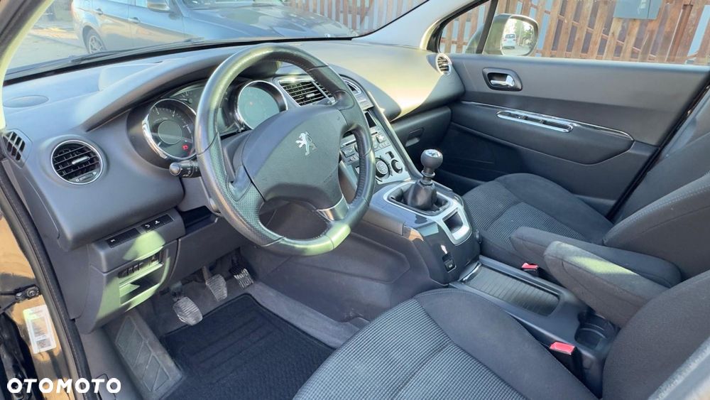 Peugeot 5008 HDI FAP 110 Allure - 14