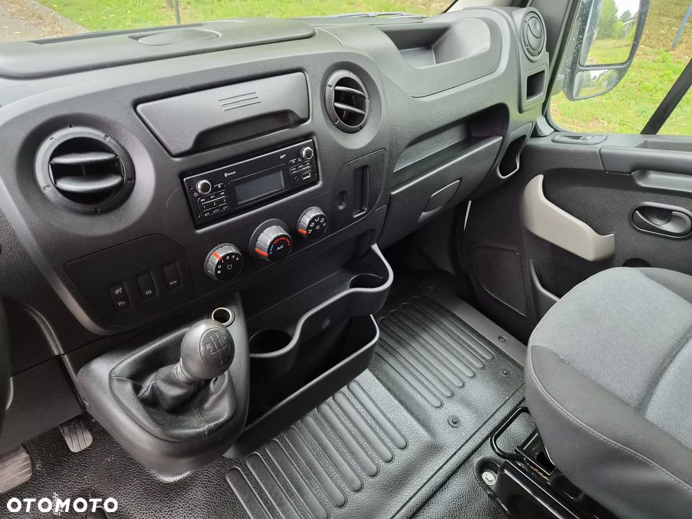 Renault Master - 15