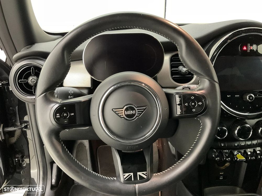 MINI 3 Portas Cooper SE - 26