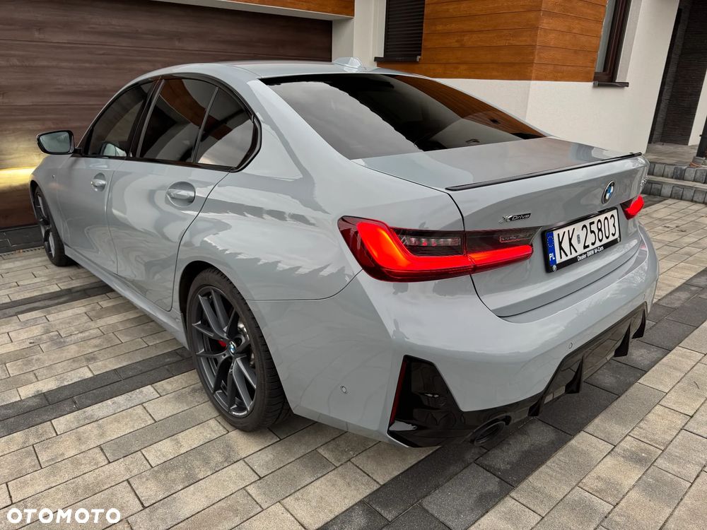 BMW Seria 3 330i xDrive M Sport sport - 9