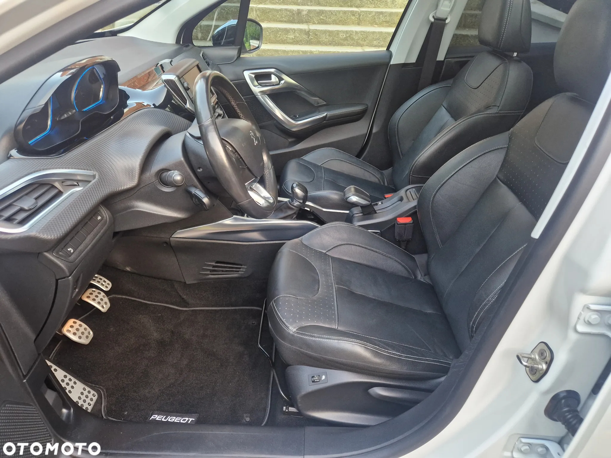 Peugeot 2008 120 VTI Allure - 22
