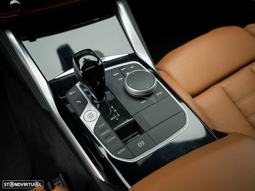 BMW 420 d Pack Desportivo M Auto - 35
