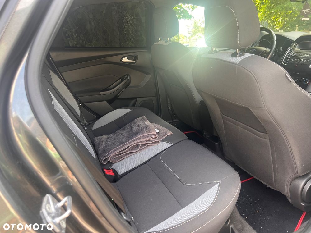Ford Focus - 15