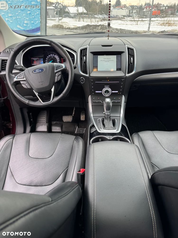 Ford Edge - 9