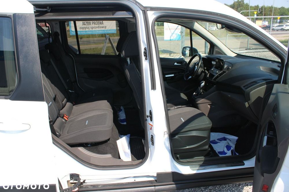 Ford Transit Connect - 33