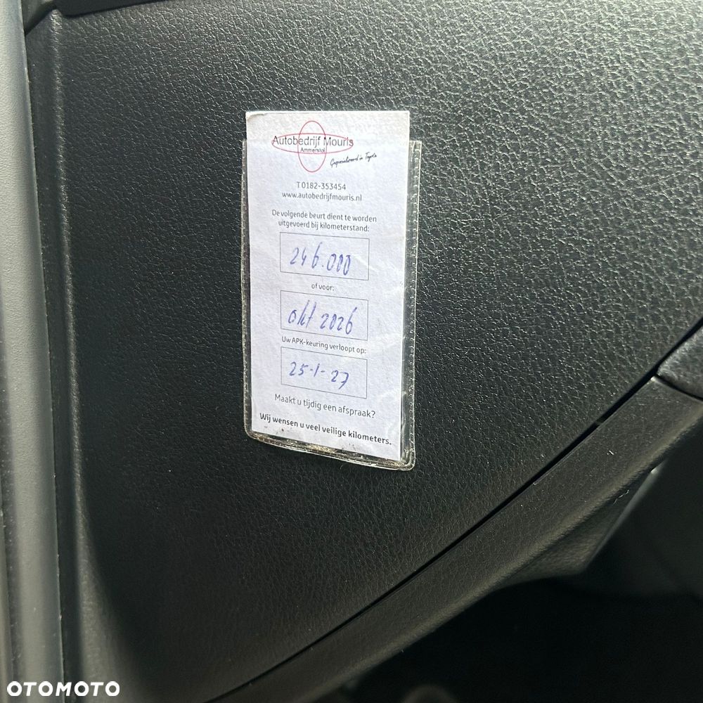 Toyota C-HR Style Selection - 16