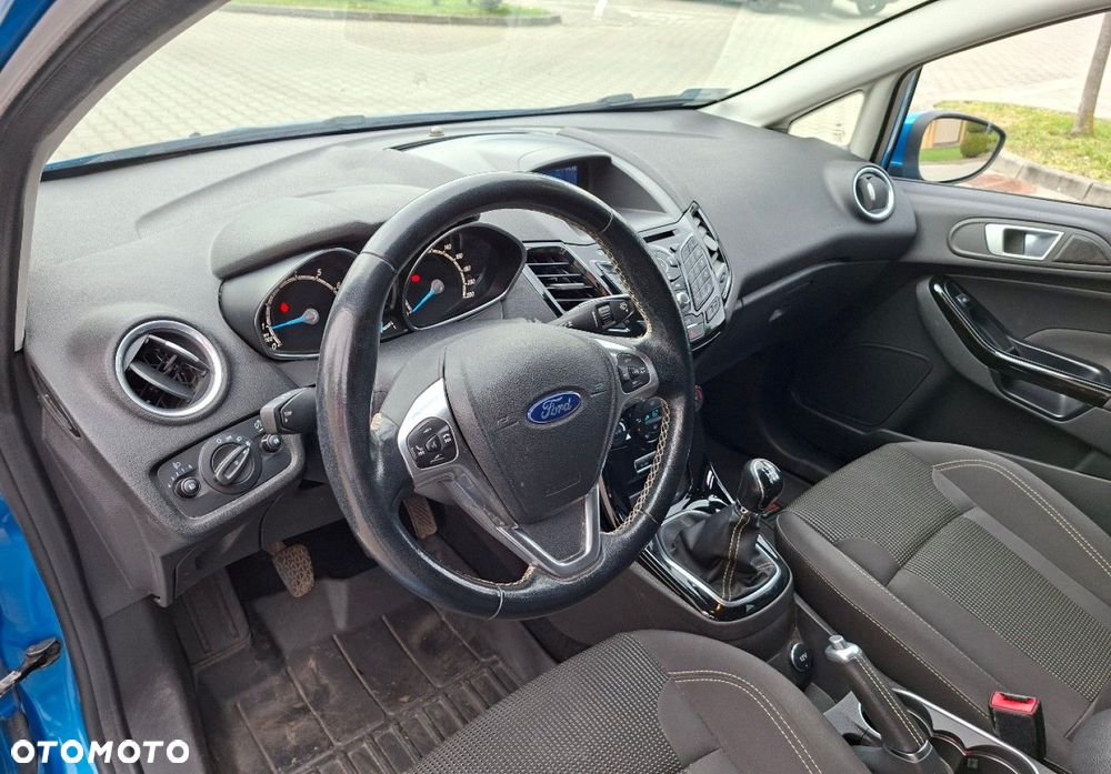 Ford Fiesta - 20