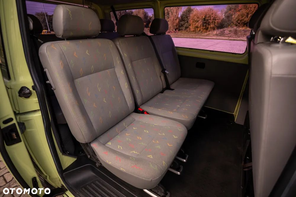 Volkswagen Transporter T5 TDI L1H2 - 17