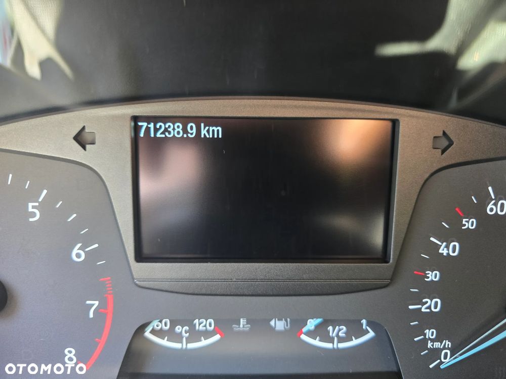 Ford Focus 1.5 EcoBoost ST-Line - 15