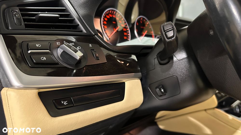 BMW Seria 5 520d - 10