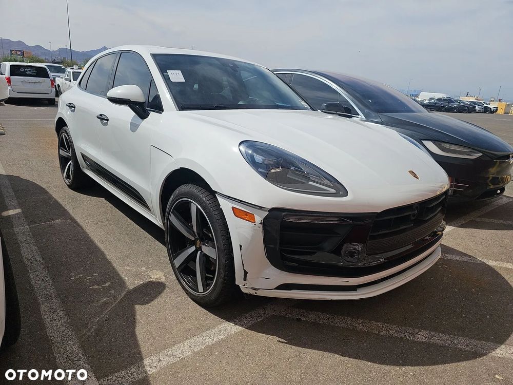 Porsche Macan - 3