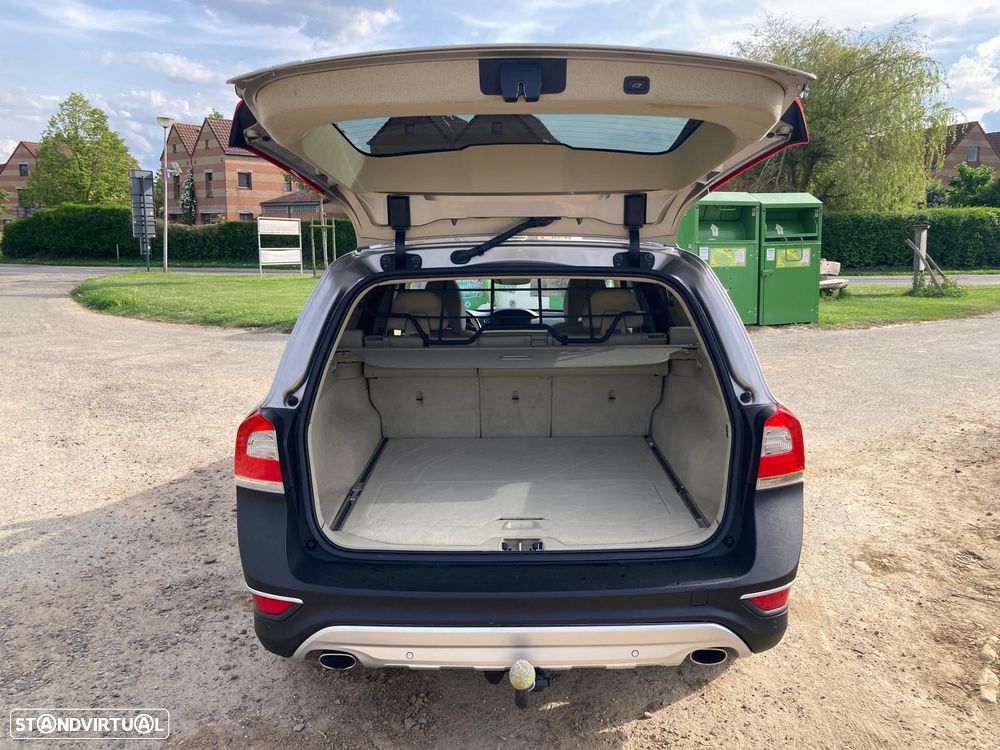 Volvo XC 70 D4 Geartronic Summum - 16