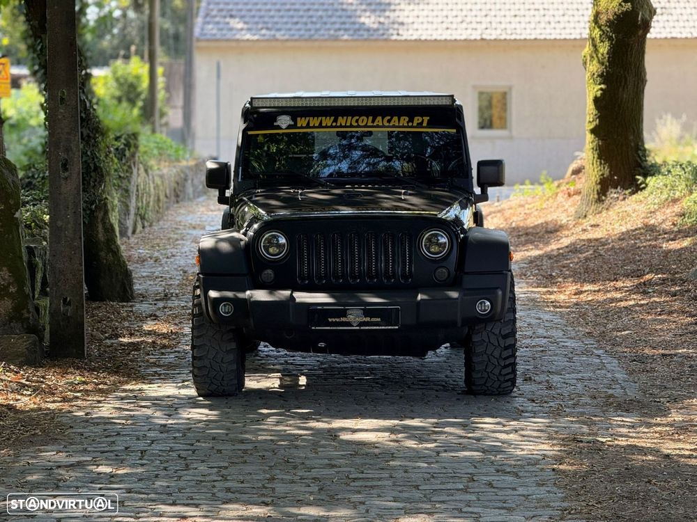 Jeep Wrangler - 3