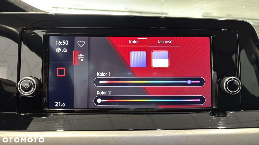 Volkswagen Golf VIII 2.0 TDI Life DSG - 20