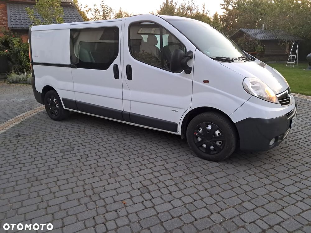 Opel VIVARO - 2
